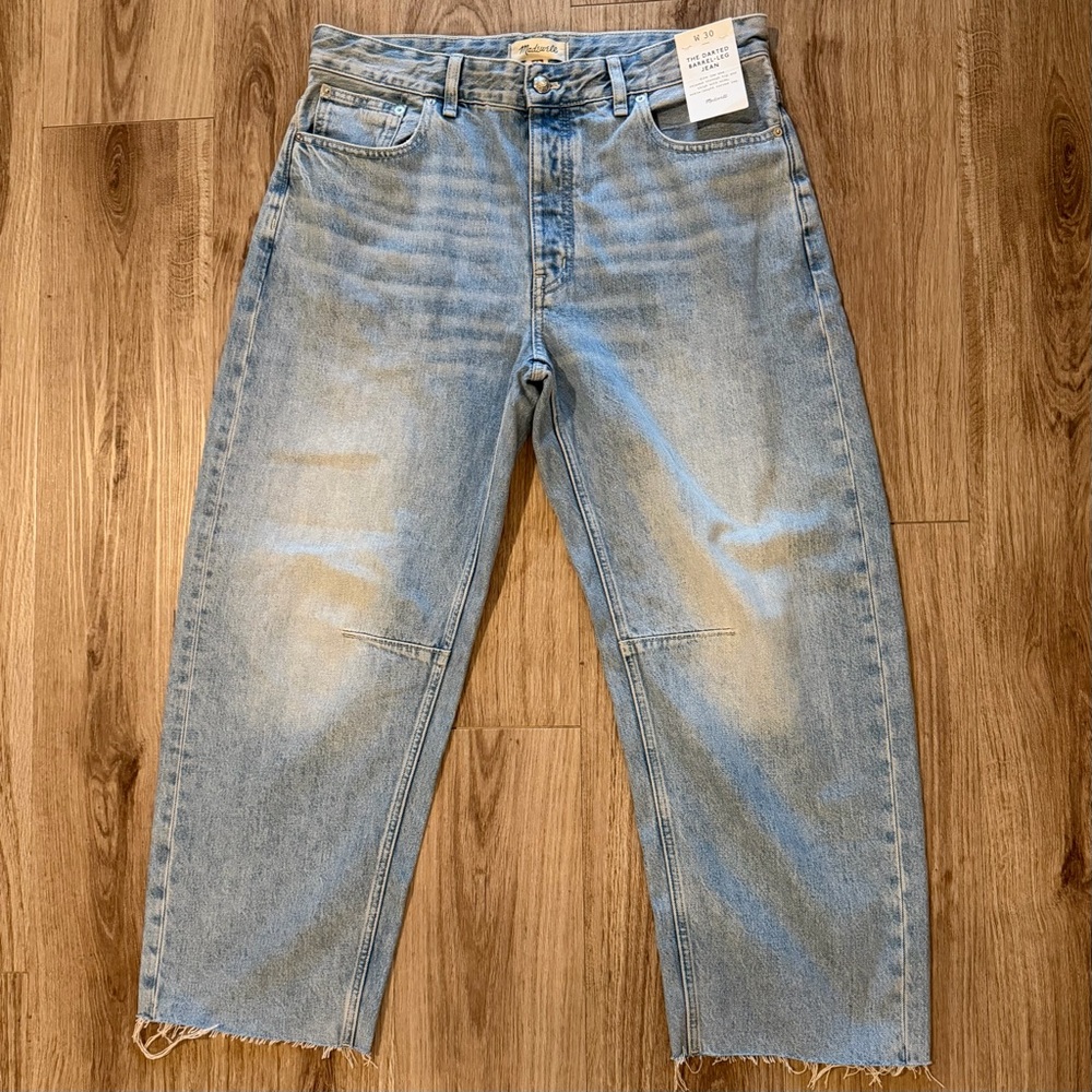 NWT Madewell Darted Barrel-Leg Jean in Edmonson Wash - Picture 5 of 6